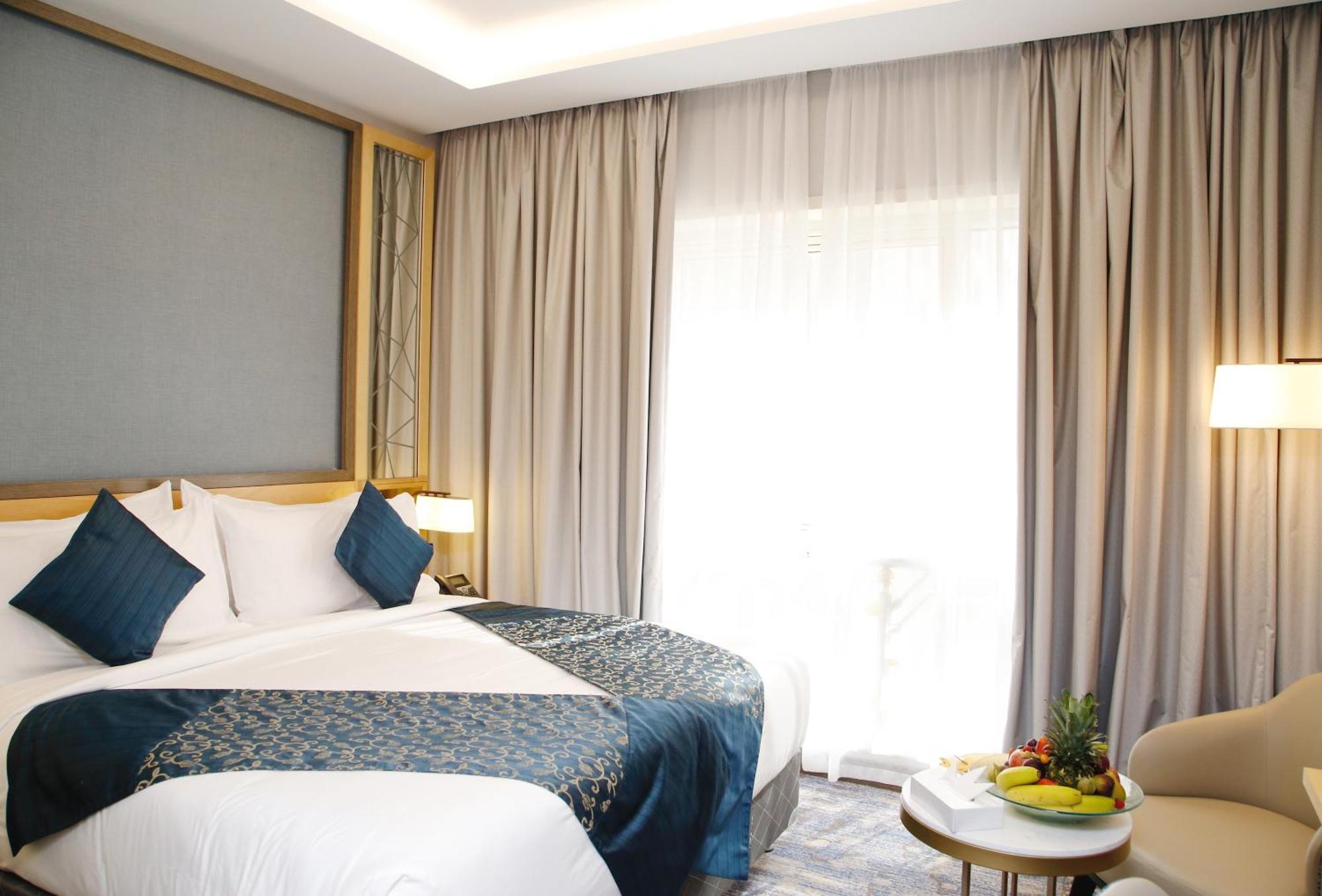 Maden Alrawda Hotel Medina Exterior photo Deluxe Room